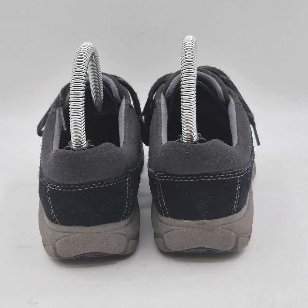 Clarks Shoes Womens Size 5.5 Black Suede Lace Up Comfort Sneakers 26067600‎